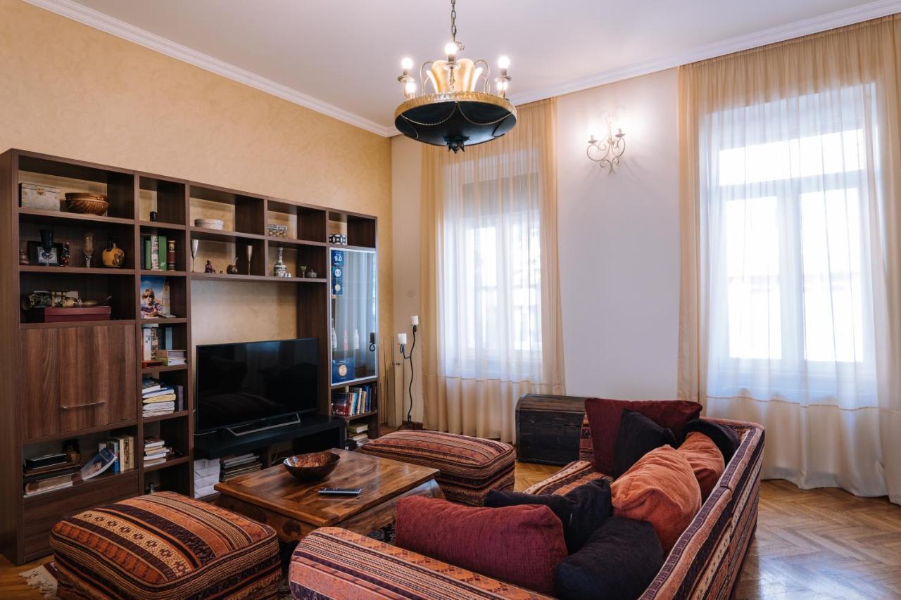 The Home Timişoara Eksteriør billede